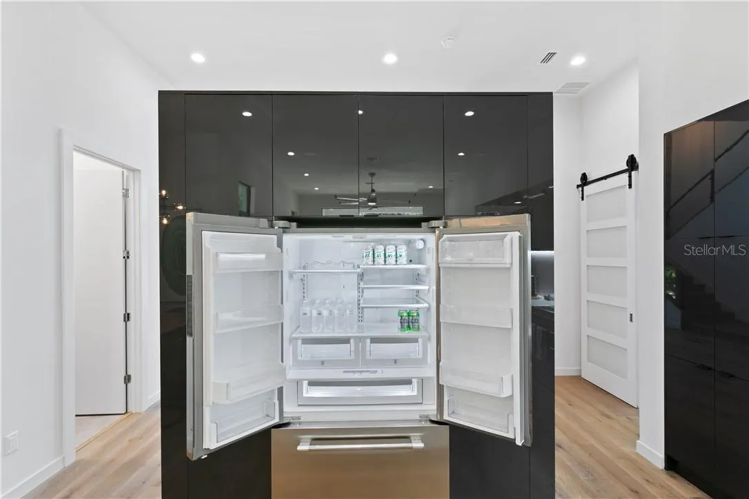 21 BAFFIN AVE