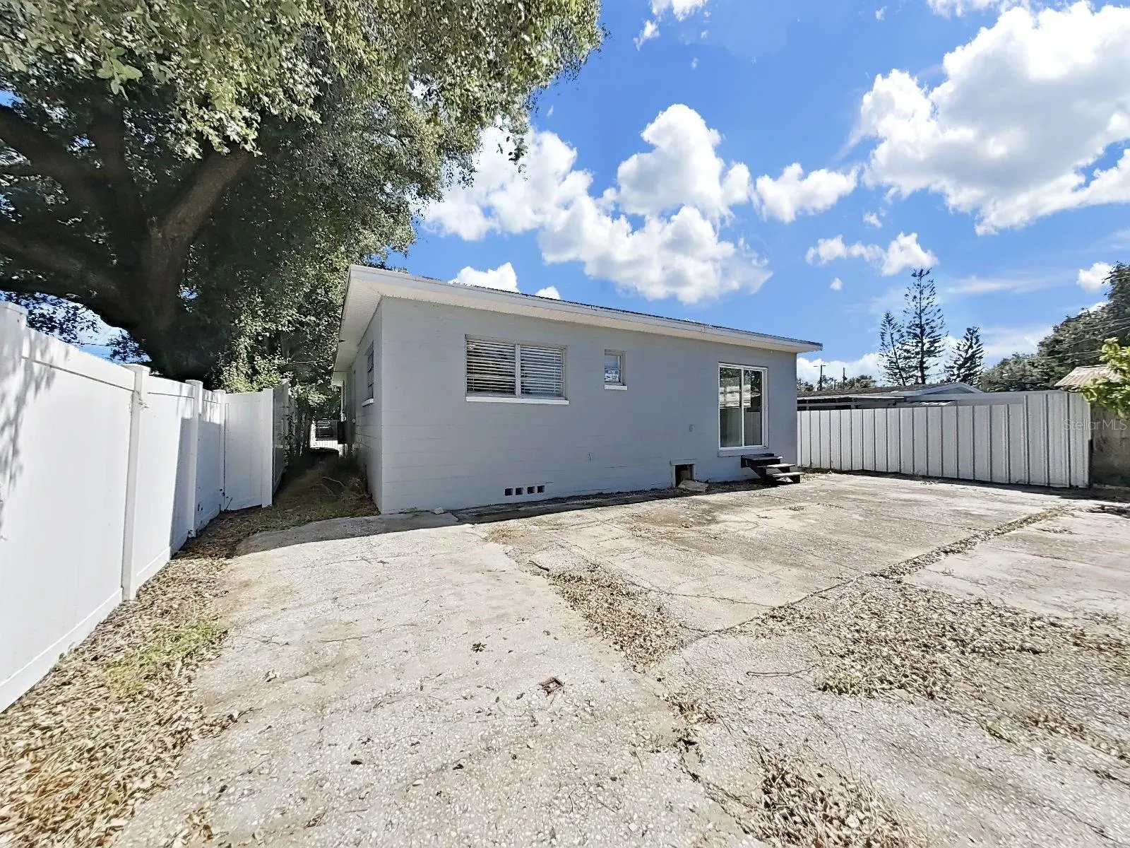 3414 N AVENIDA REPUBLICA DE CUBA
