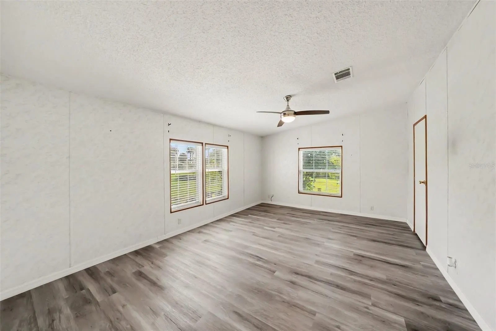 12015 MESSLER RD