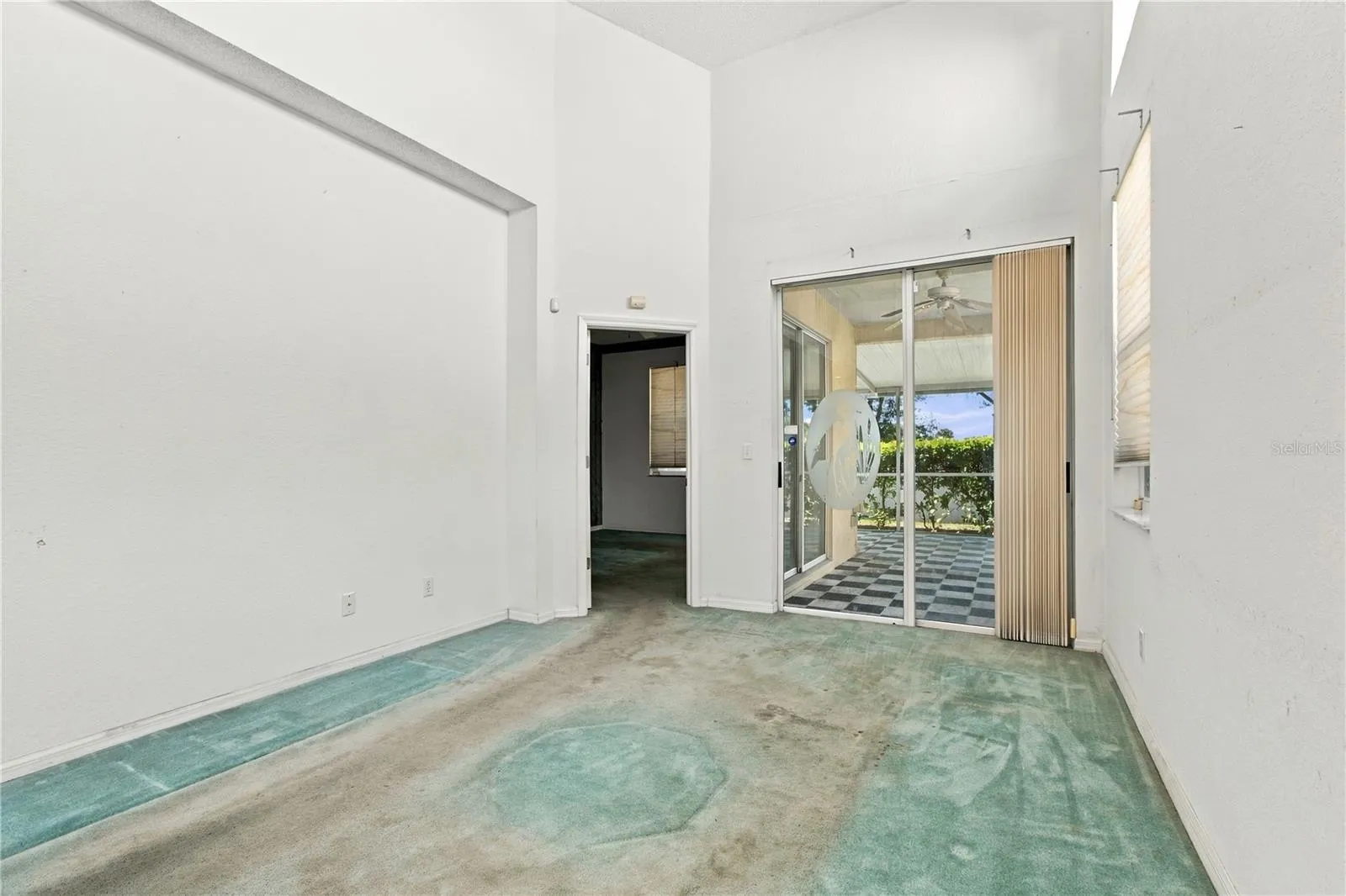 1050 STARKEY RD #907 #907