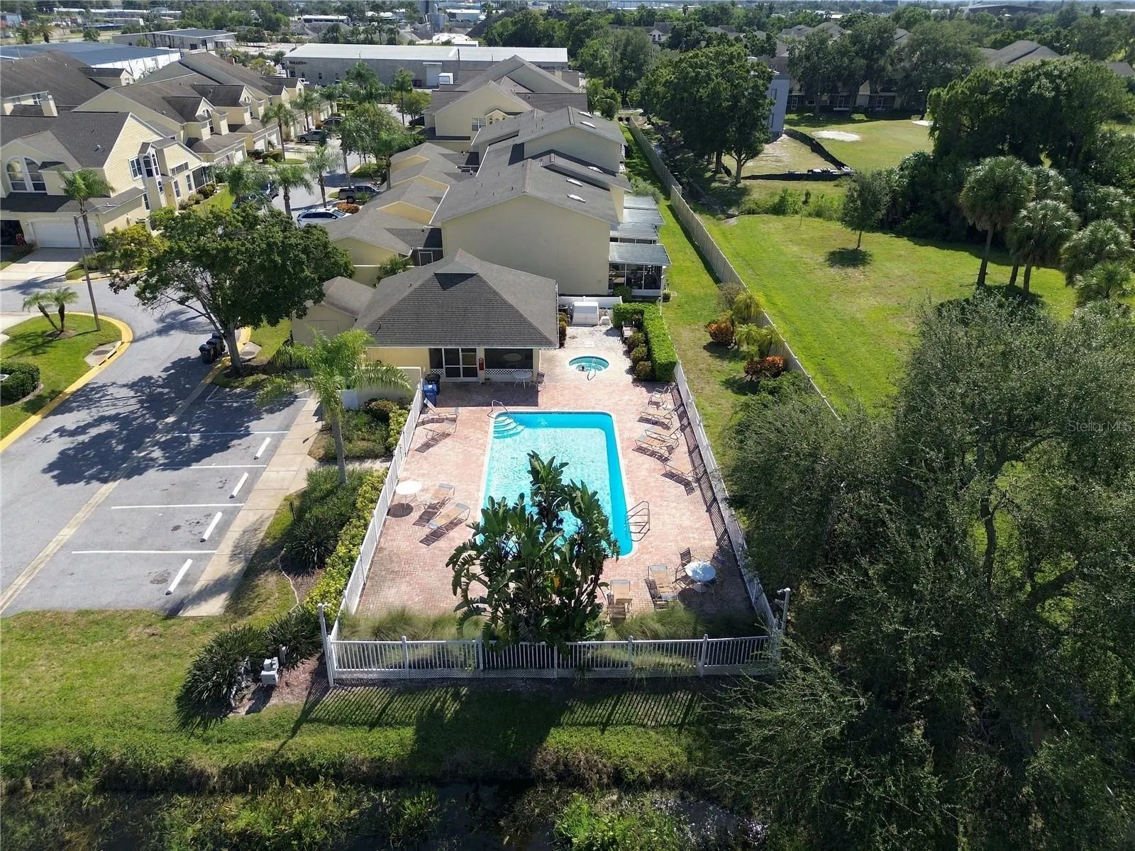 1050 STARKEY RD #907 #907