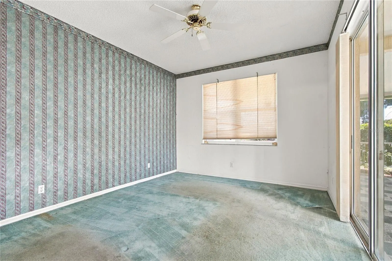 1050 STARKEY RD #907 #907