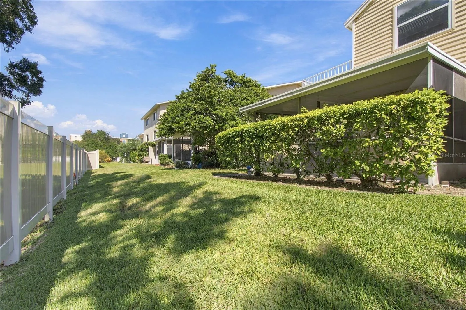 1050 STARKEY RD #907 #907