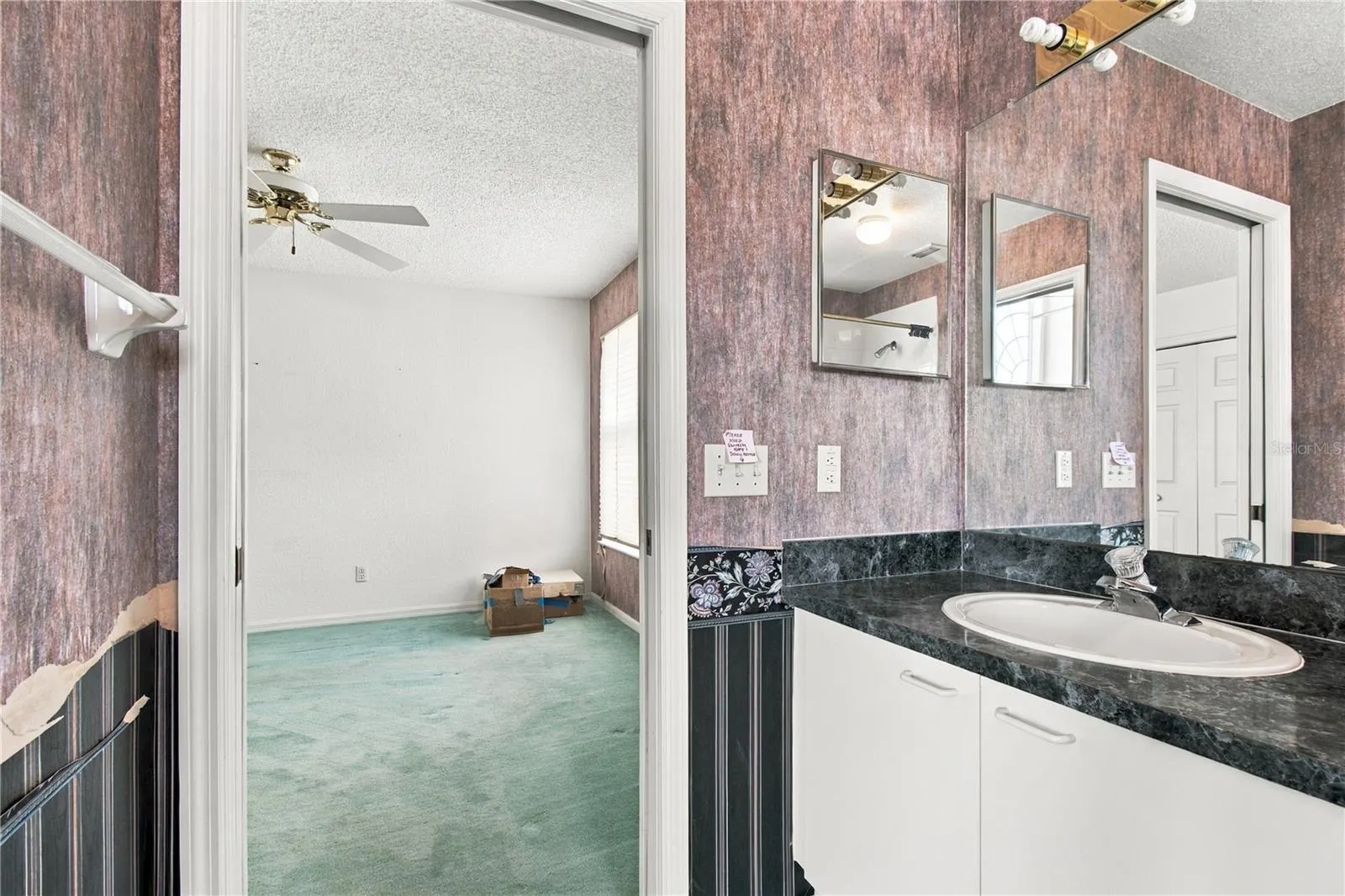 1050 STARKEY RD #907 #907