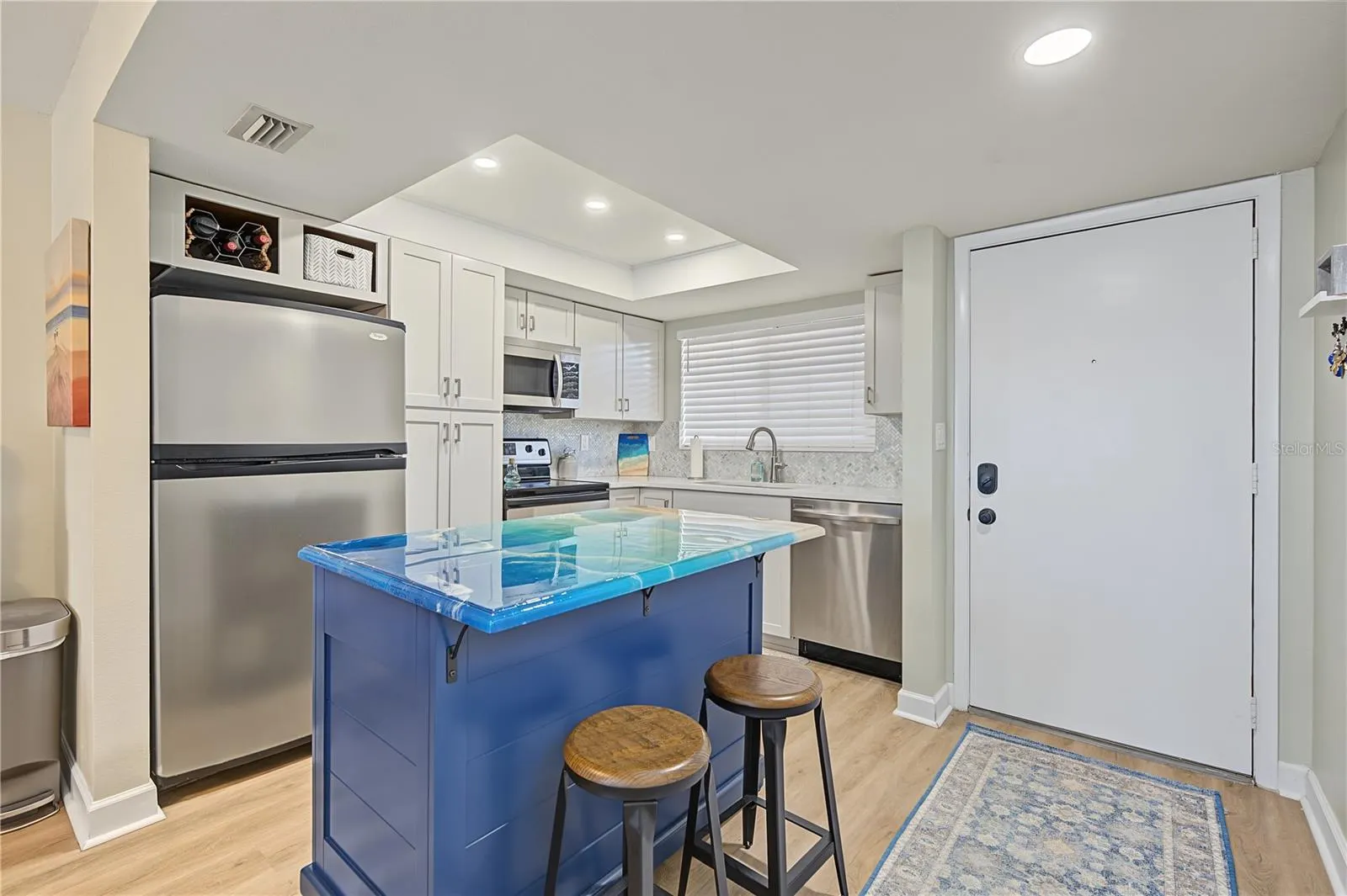 90 S HIGHLAND AVE #1203 #1203