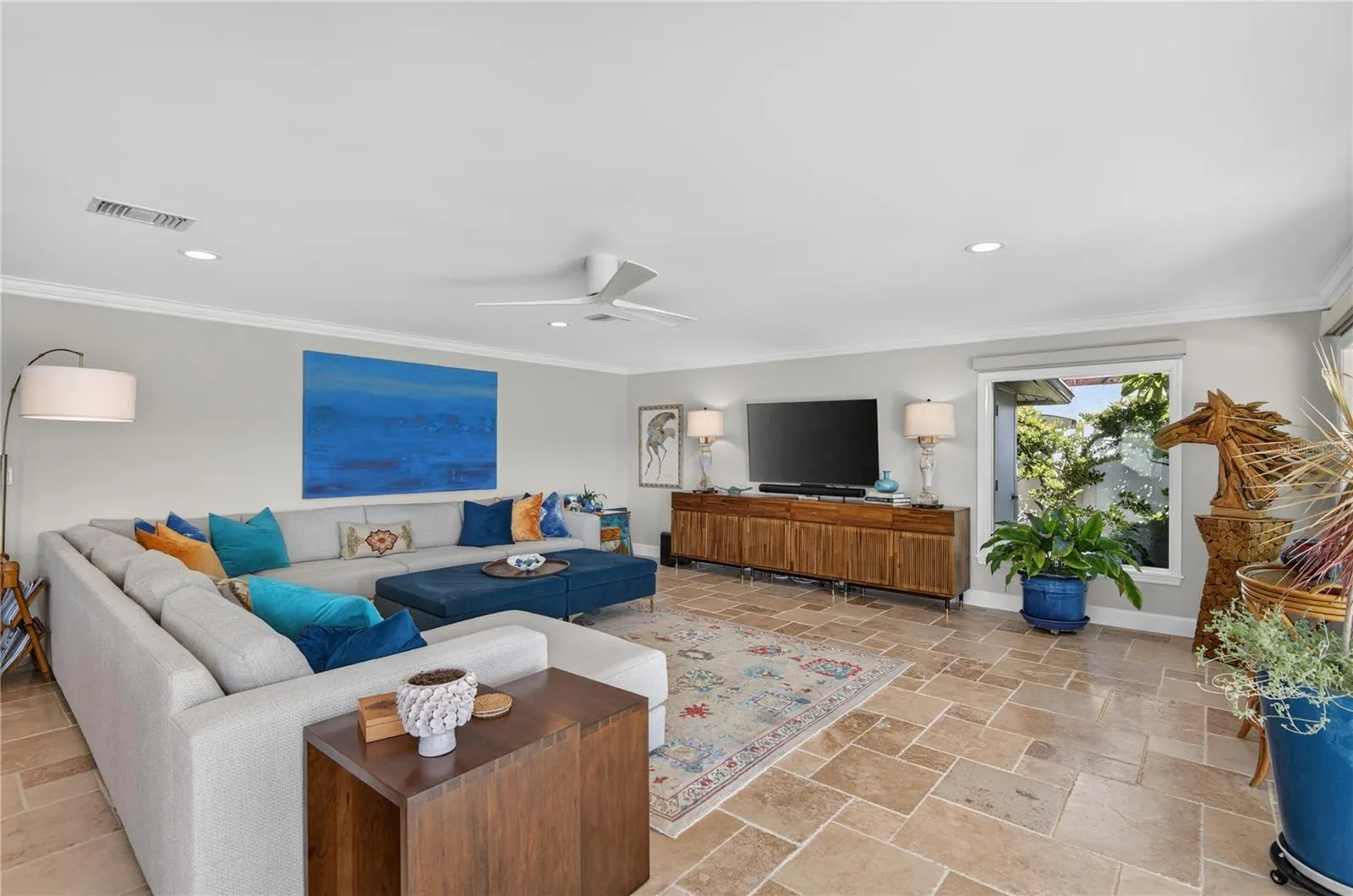 779 ISLAND WAY