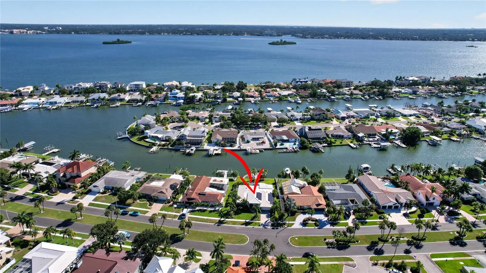 779 ISLAND WAY