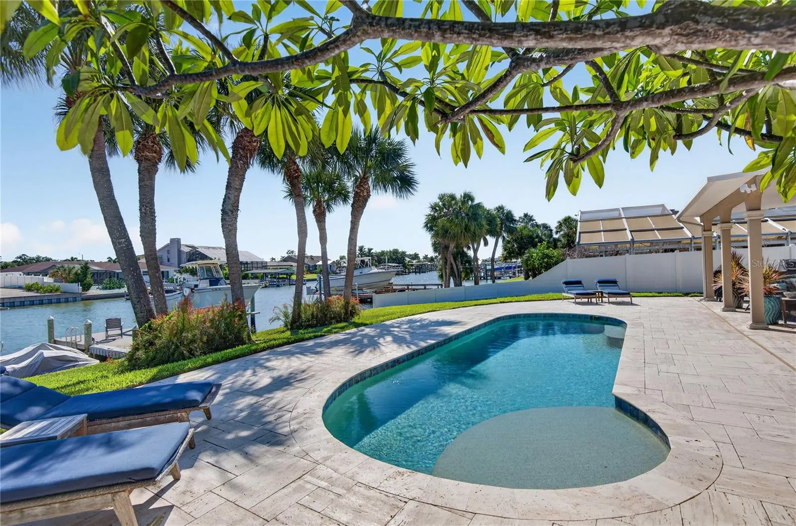 779 ISLAND WAY