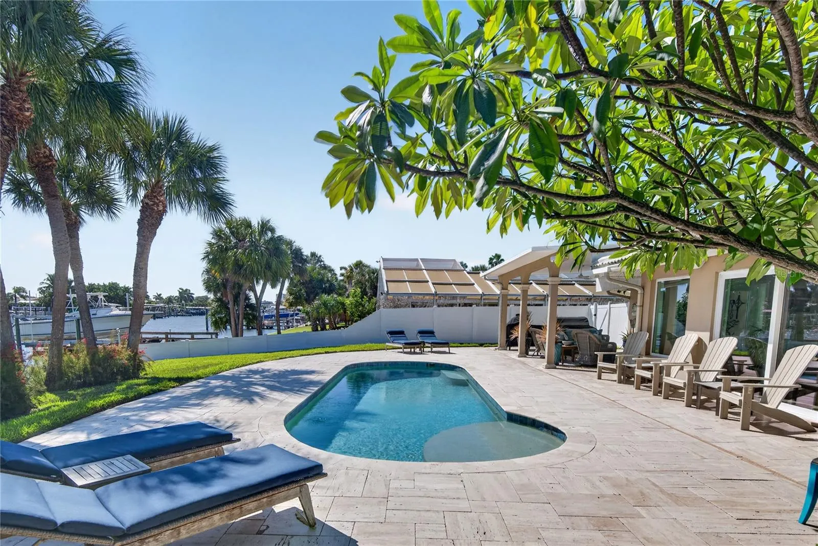 779 ISLAND WAY