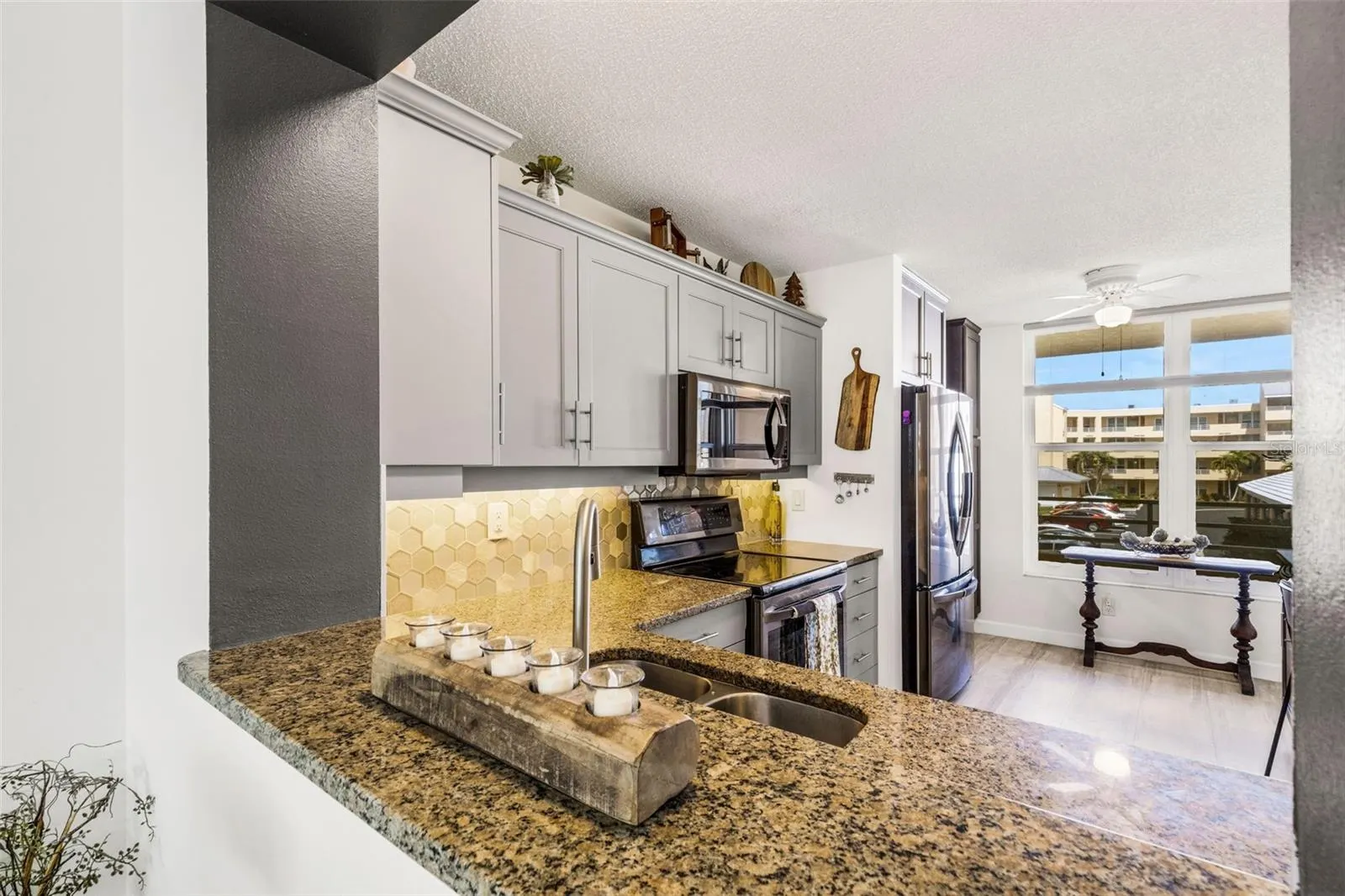 4460 FAIRWAYS BLVD #105 #105
