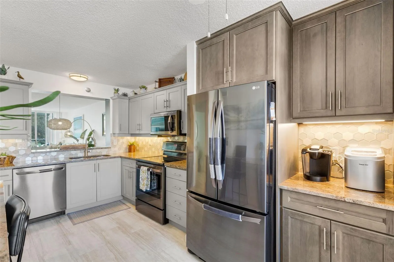 4460 FAIRWAYS BLVD #105 #105