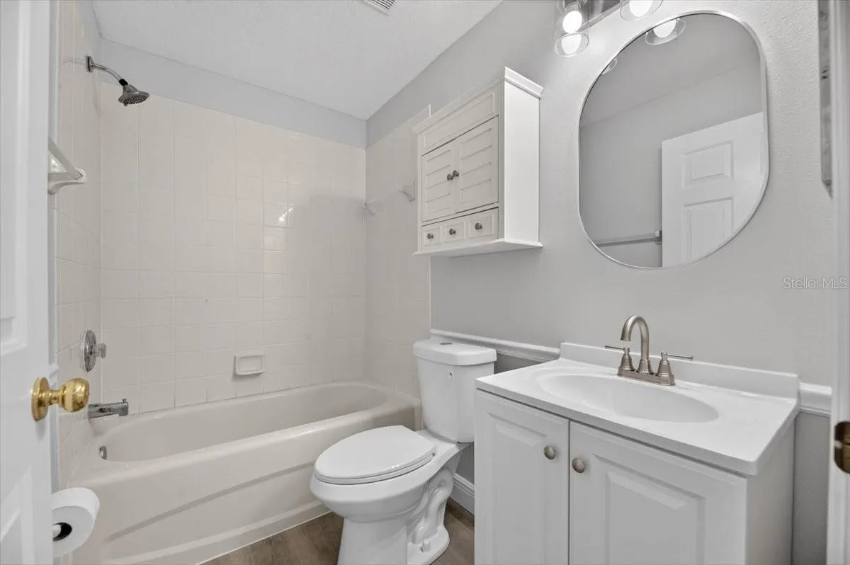 10807 HOFFNER EDGE DR