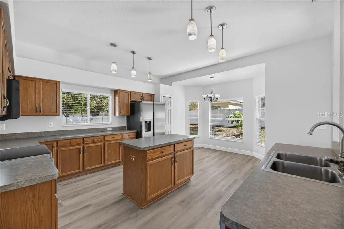 10807 HOFFNER EDGE DR