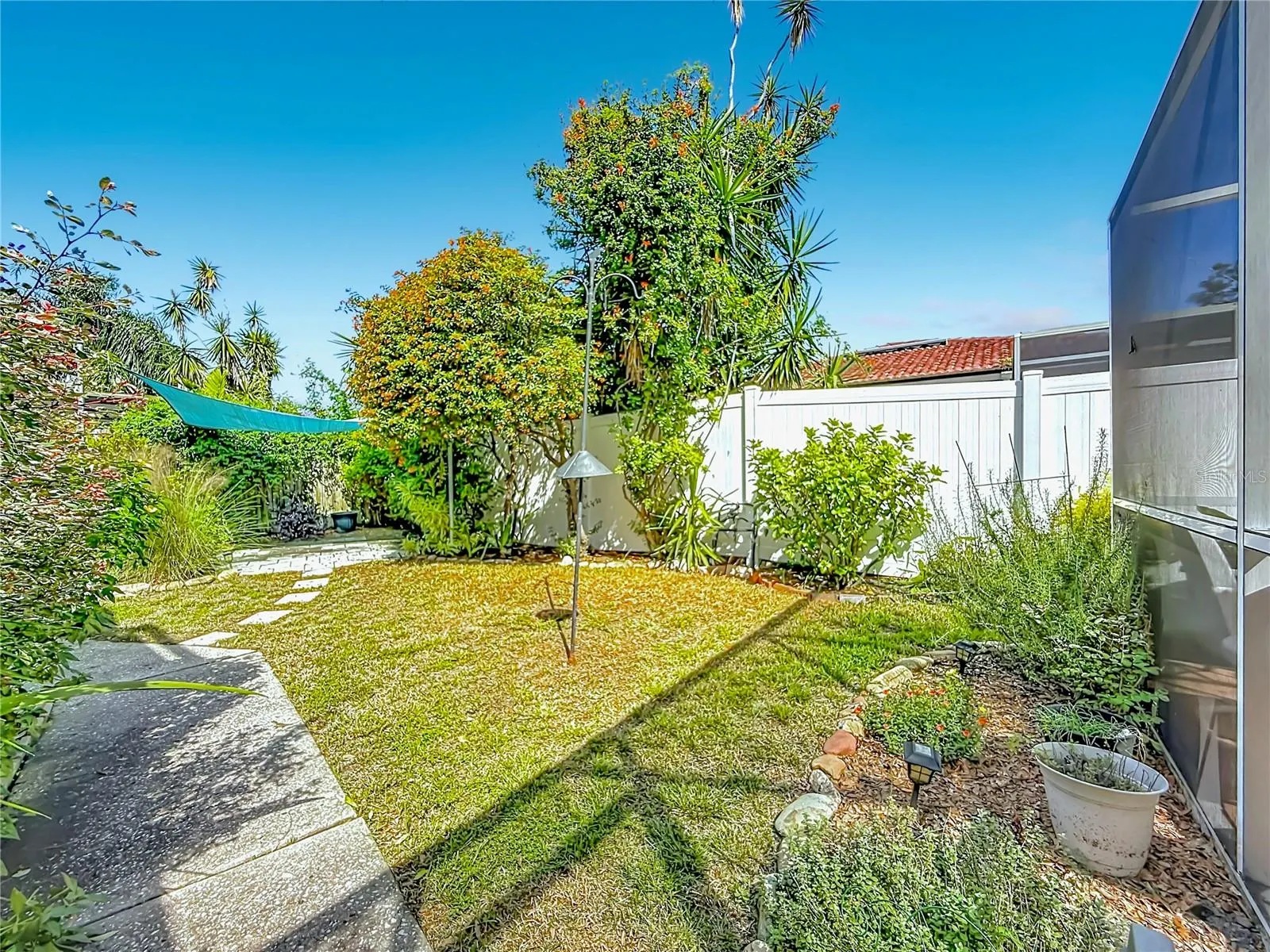 3120 SWAN LN