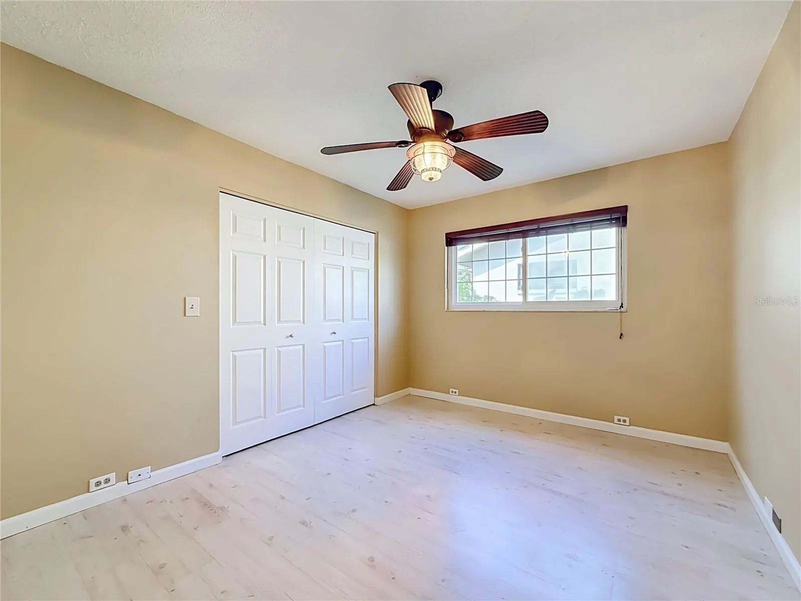 3120 SWAN LN