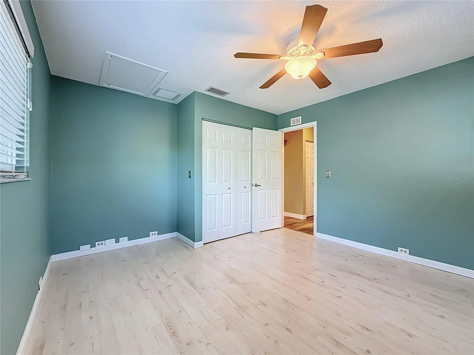 3120 SWAN LN