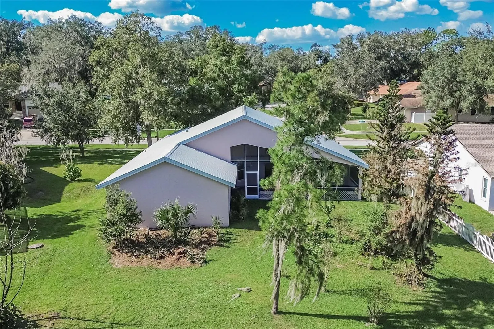 10120 SEDGEBROOK DR