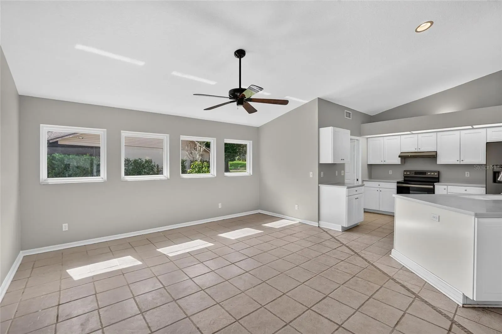 10120 SEDGEBROOK DR