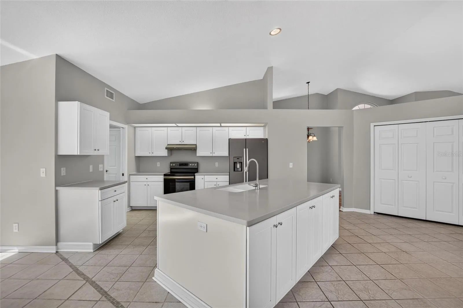 10120 SEDGEBROOK DR