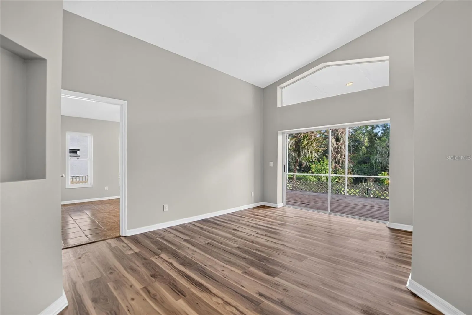 10120 SEDGEBROOK DR