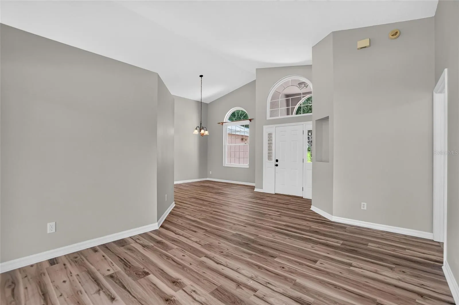 10120 SEDGEBROOK DR