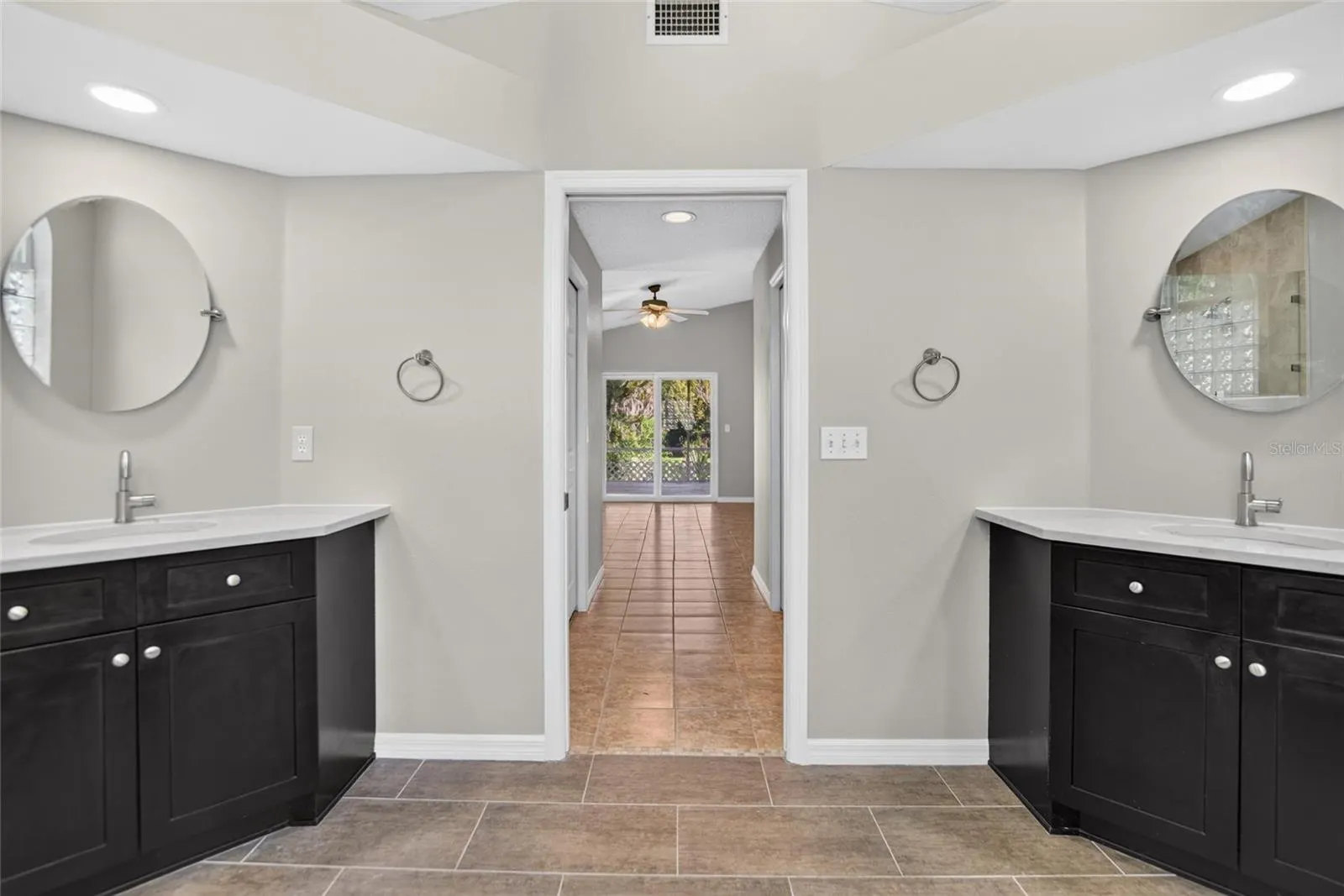 10120 SEDGEBROOK DR