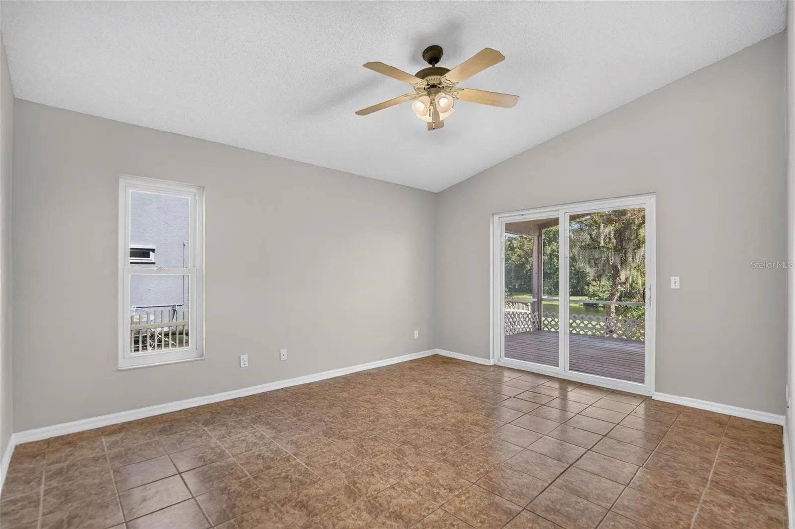 10120 SEDGEBROOK DR