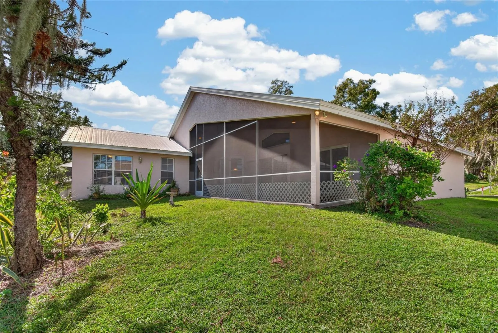 10120 SEDGEBROOK DR