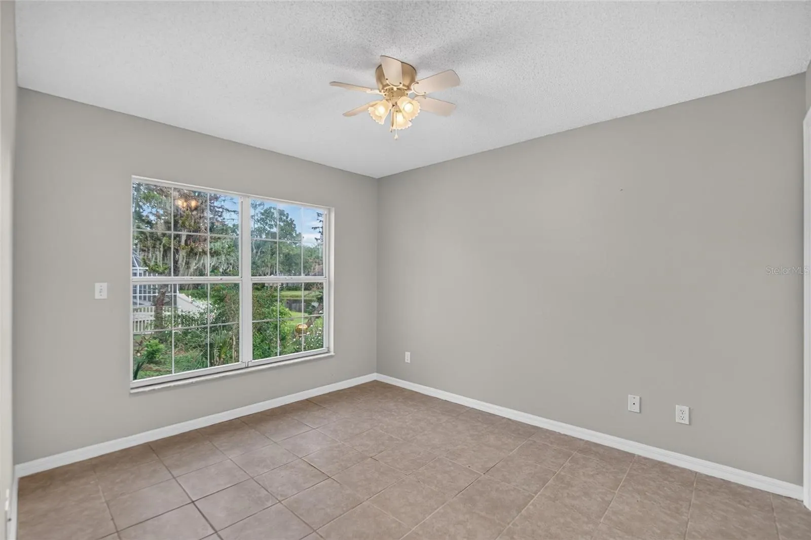 10120 SEDGEBROOK DR
