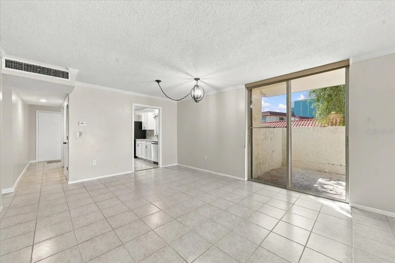 1001 PEARCE DR #111 #111