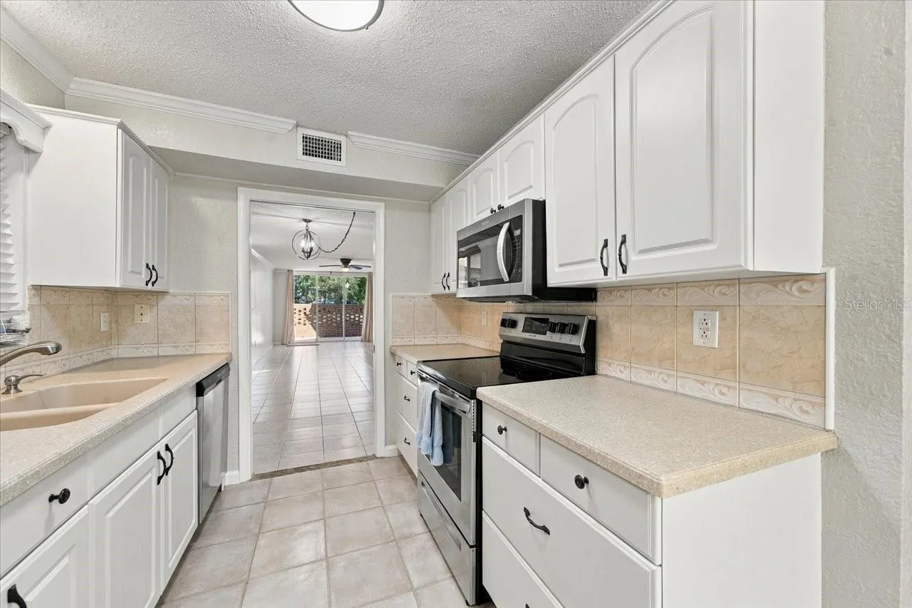 1001 PEARCE DR #111 #111