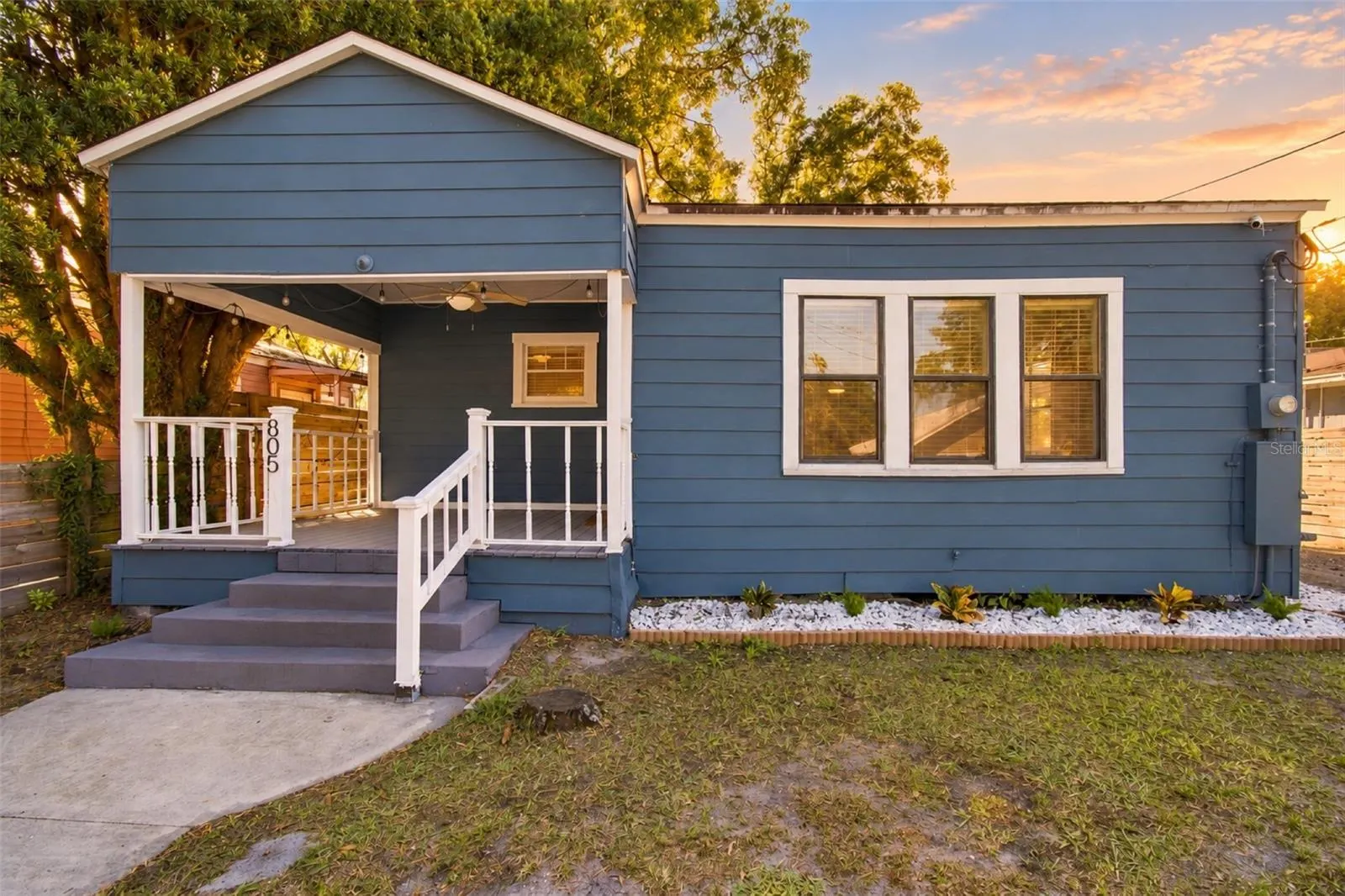 805 E OSBORNE AVE