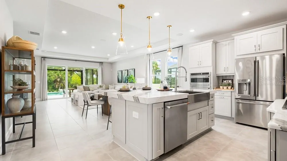 879 STEEL DR