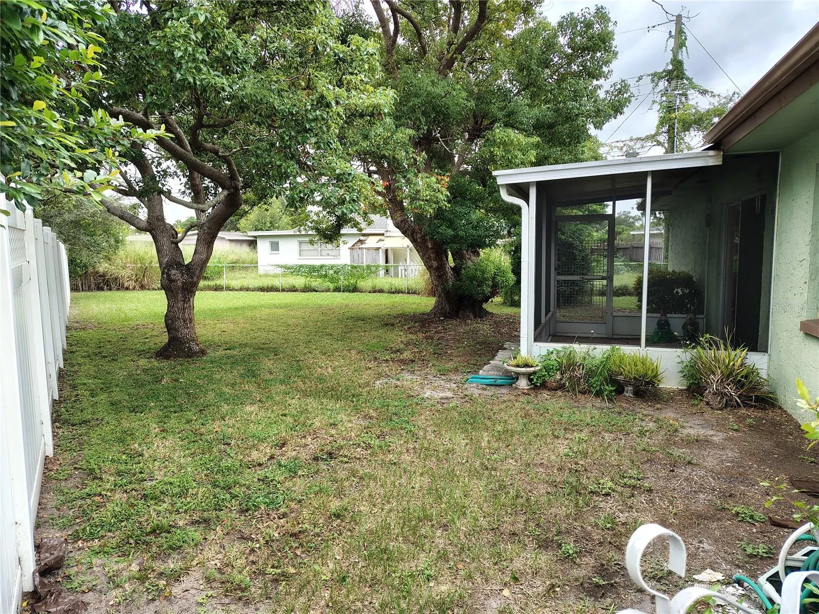 616 HERITAGE LN #A&B #A&B