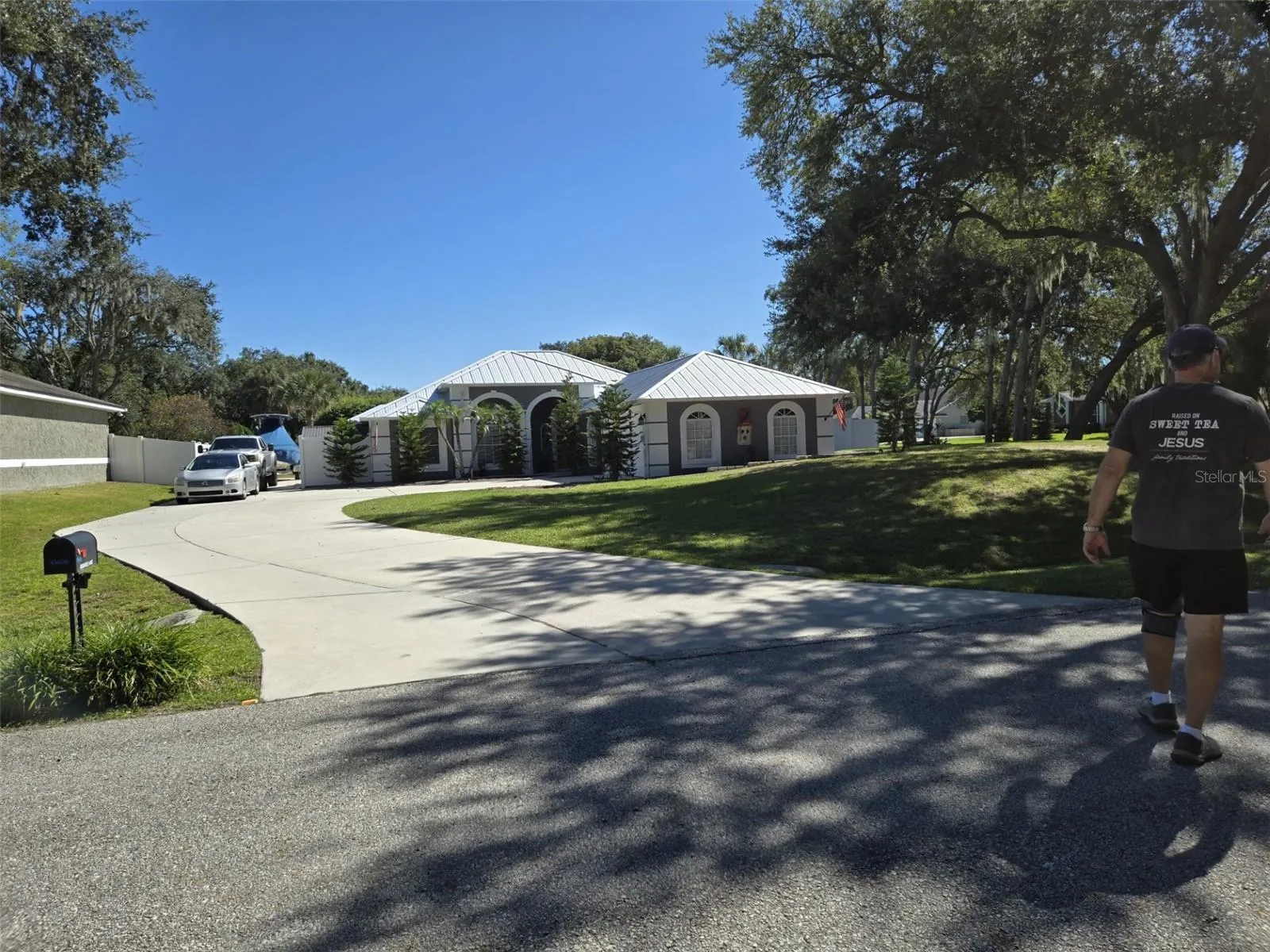 10407 KANKAKEE LN