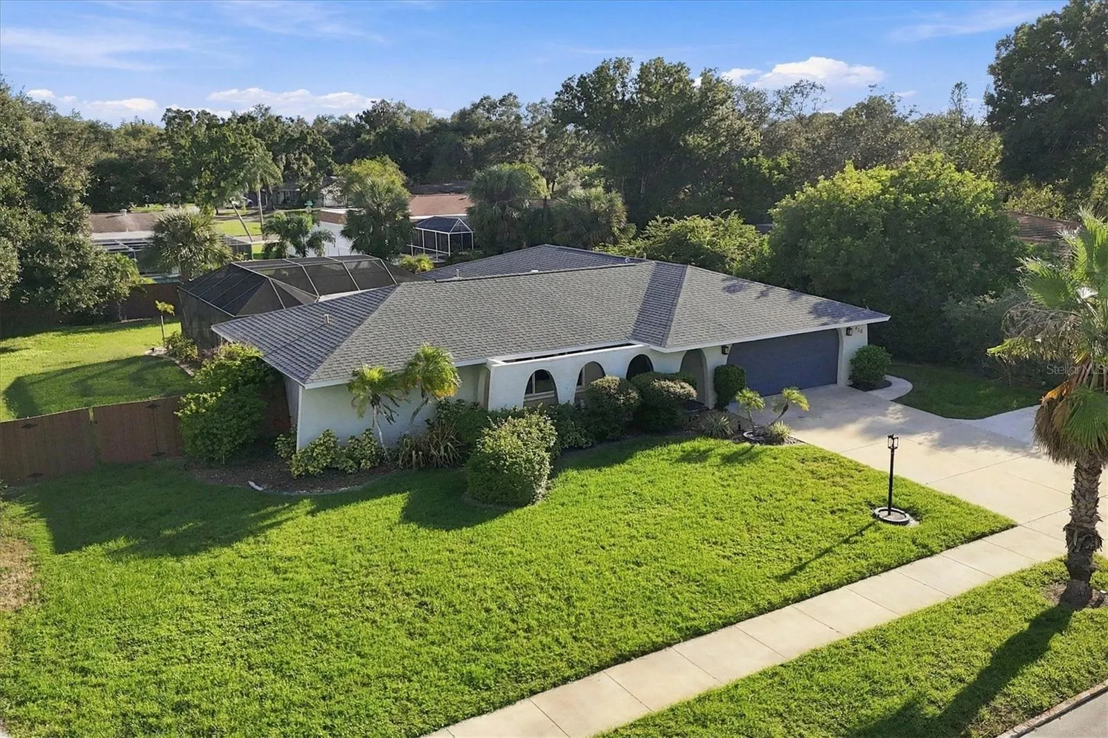 438 WHITFIELD AVE