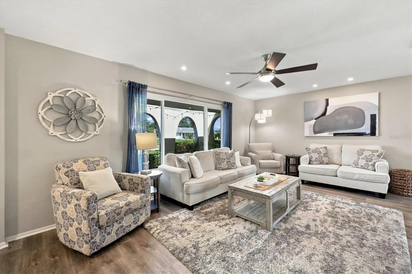 438 WHITFIELD AVE