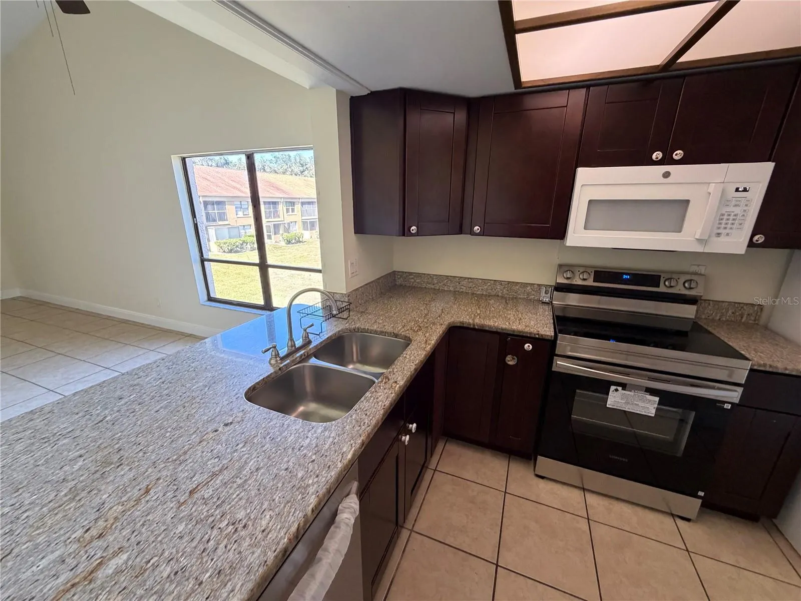 7840 NIAGARA AVE #325 #325