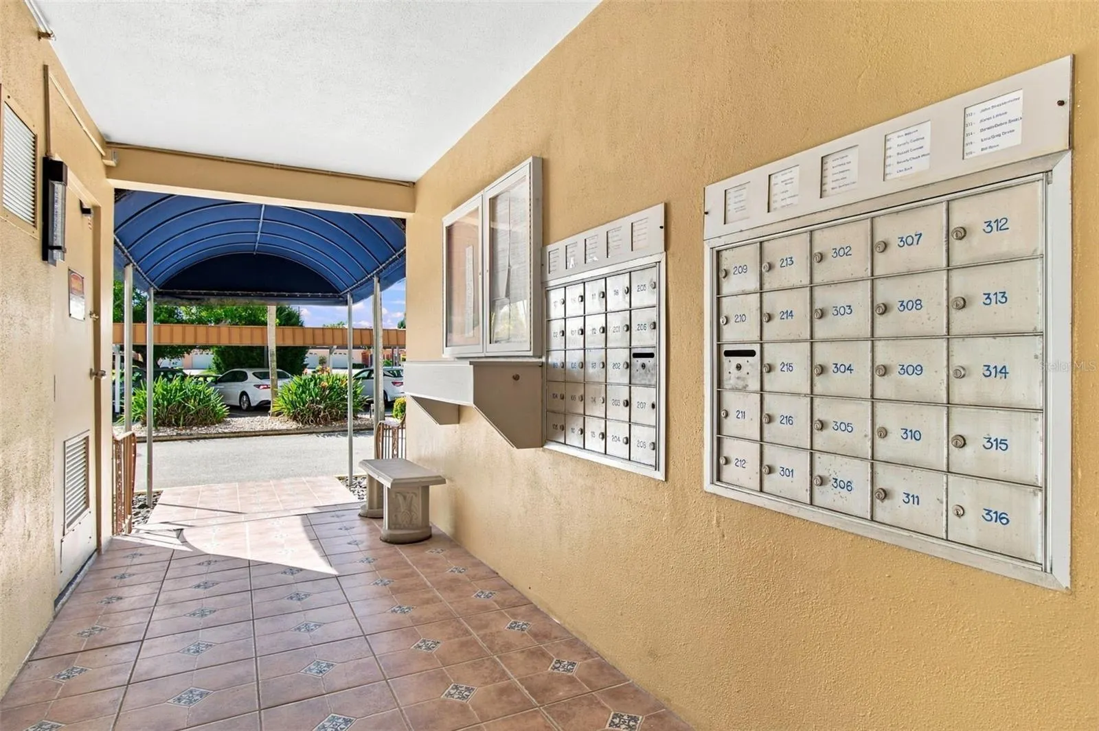 1 BOCA CIEGA POINT BLVD #206 #206