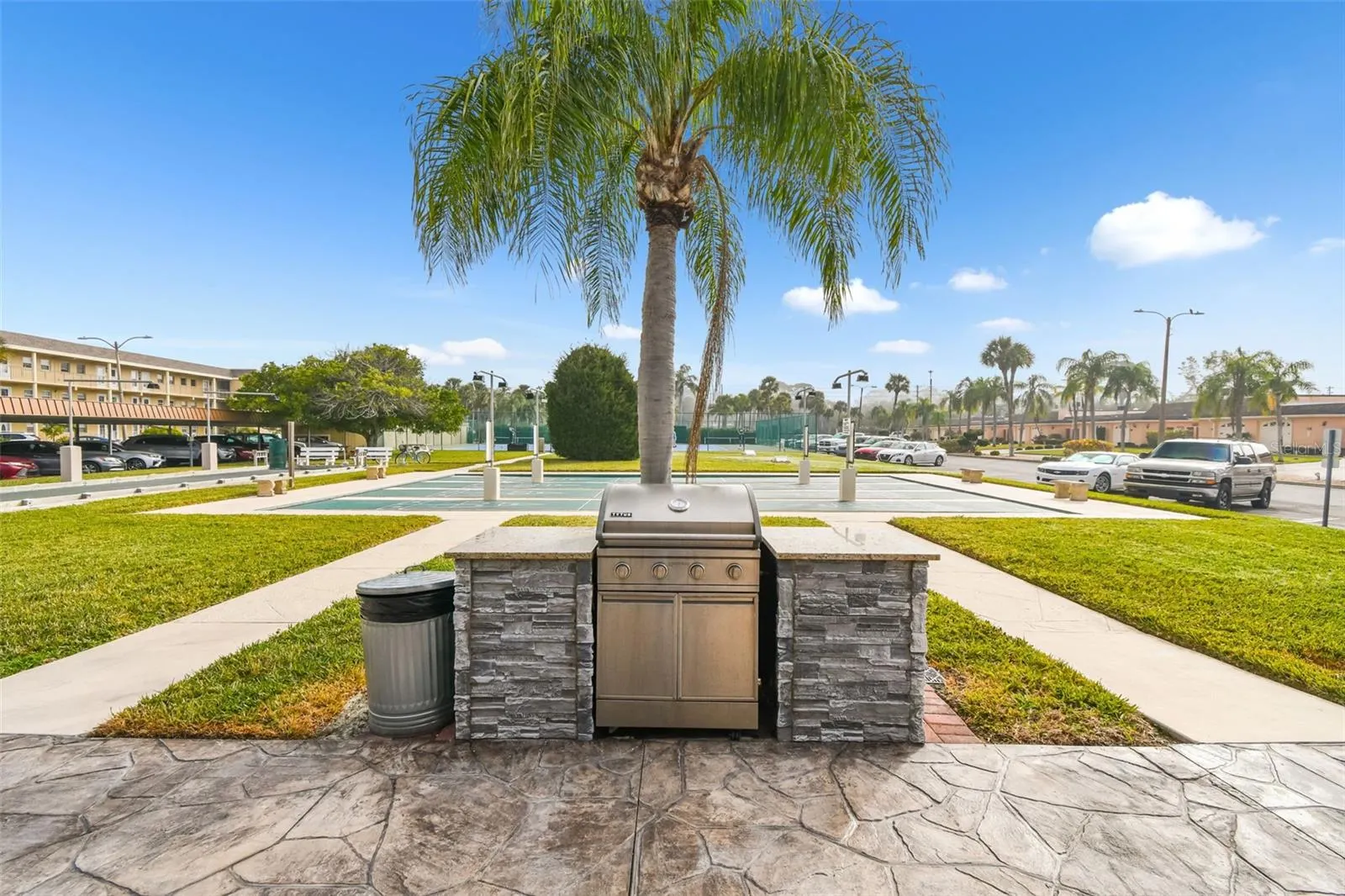 1 BOCA CIEGA POINT BLVD #206 #206