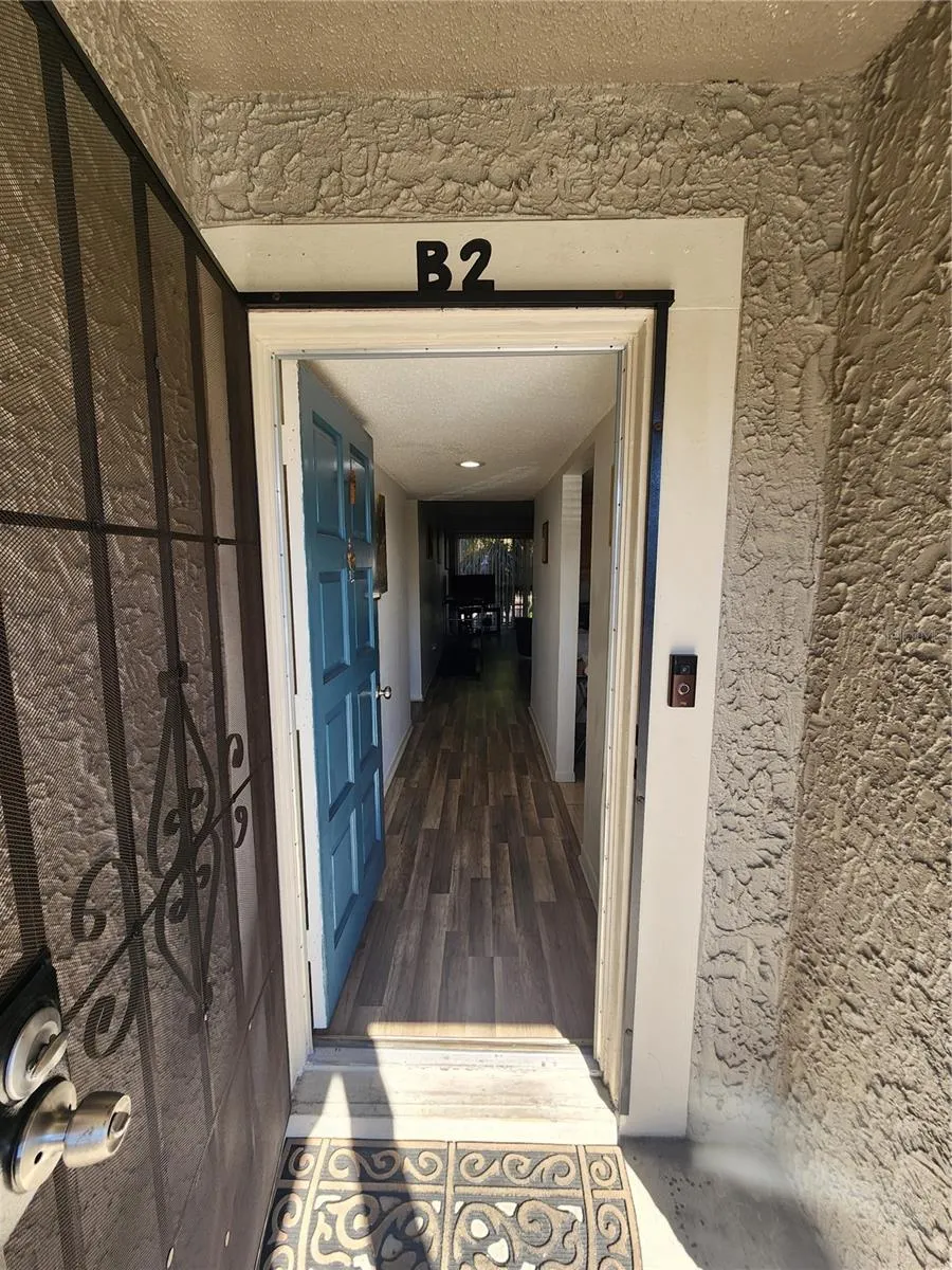 6308 NEWTOWN CIR #B2 #B2