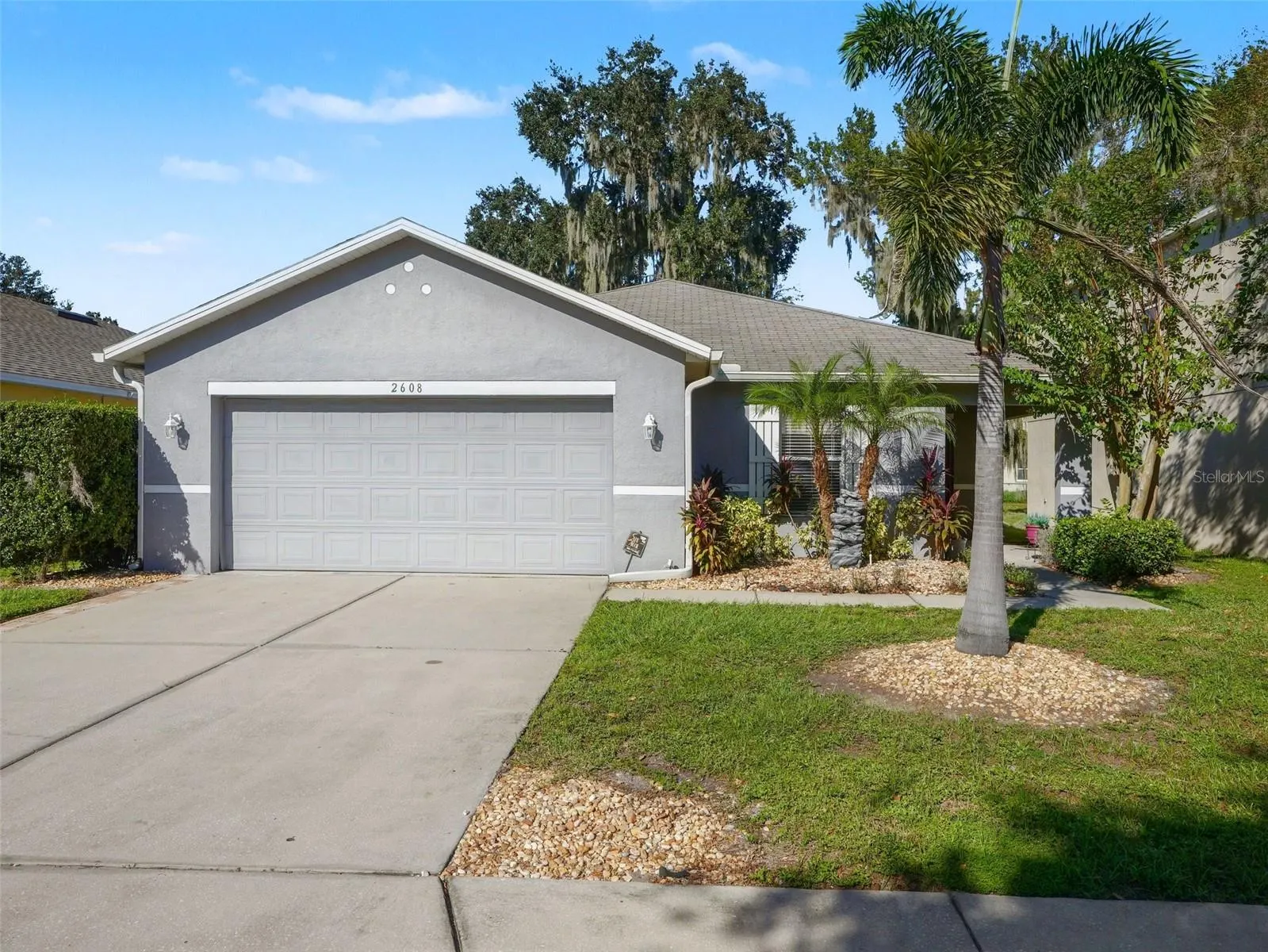 2608 WHITEWOOD RD
