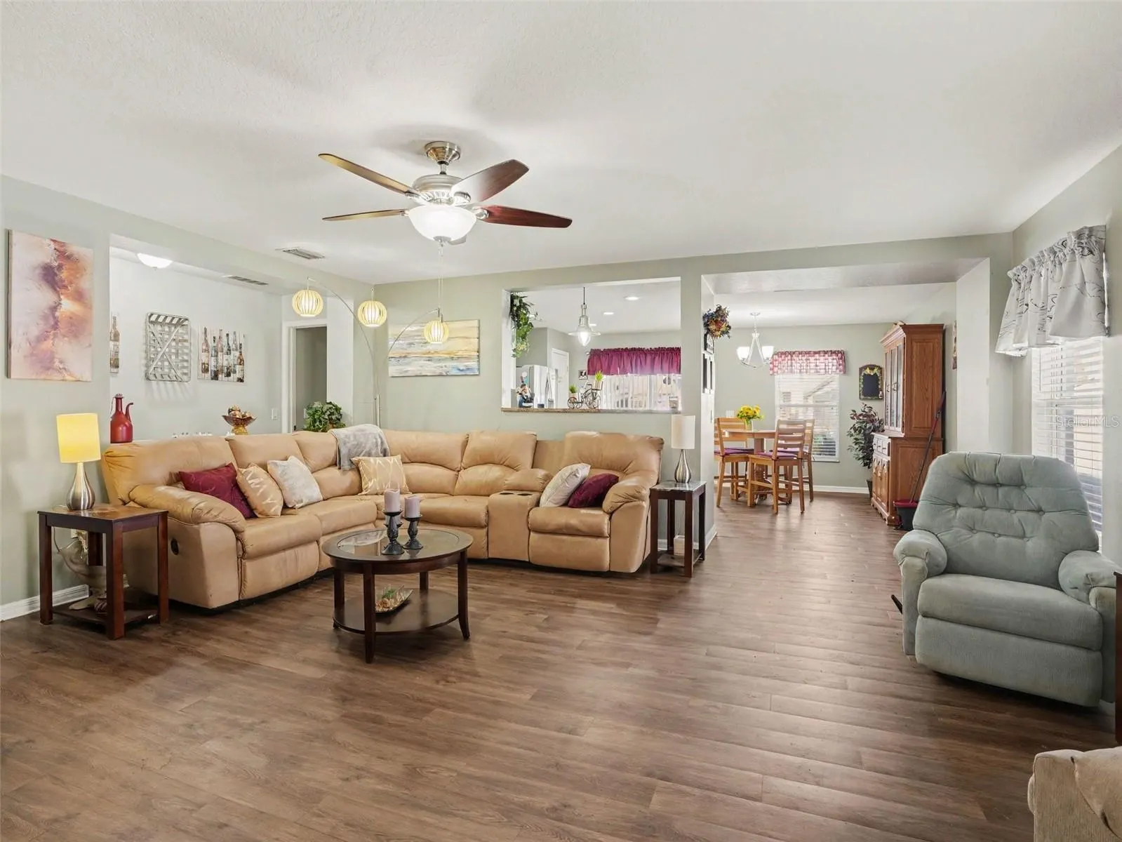2608 WHITEWOOD RD