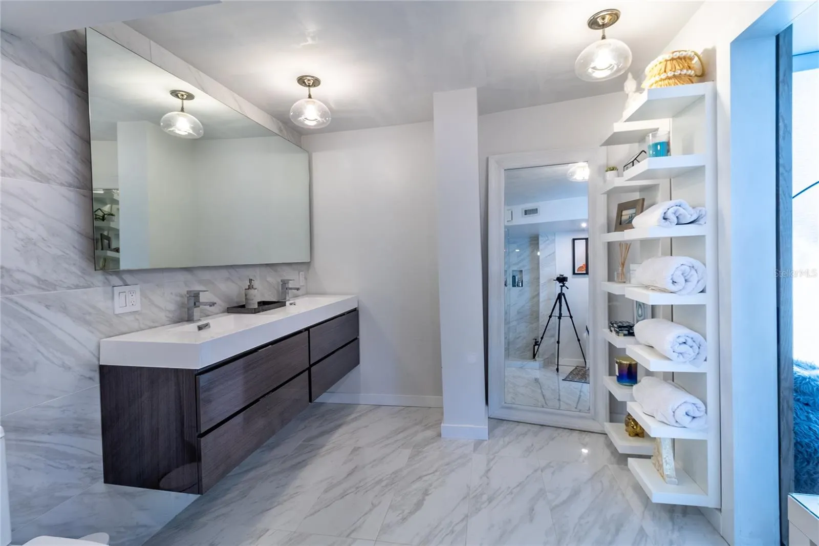 2611 BAYSHORE BLVD #205 #205