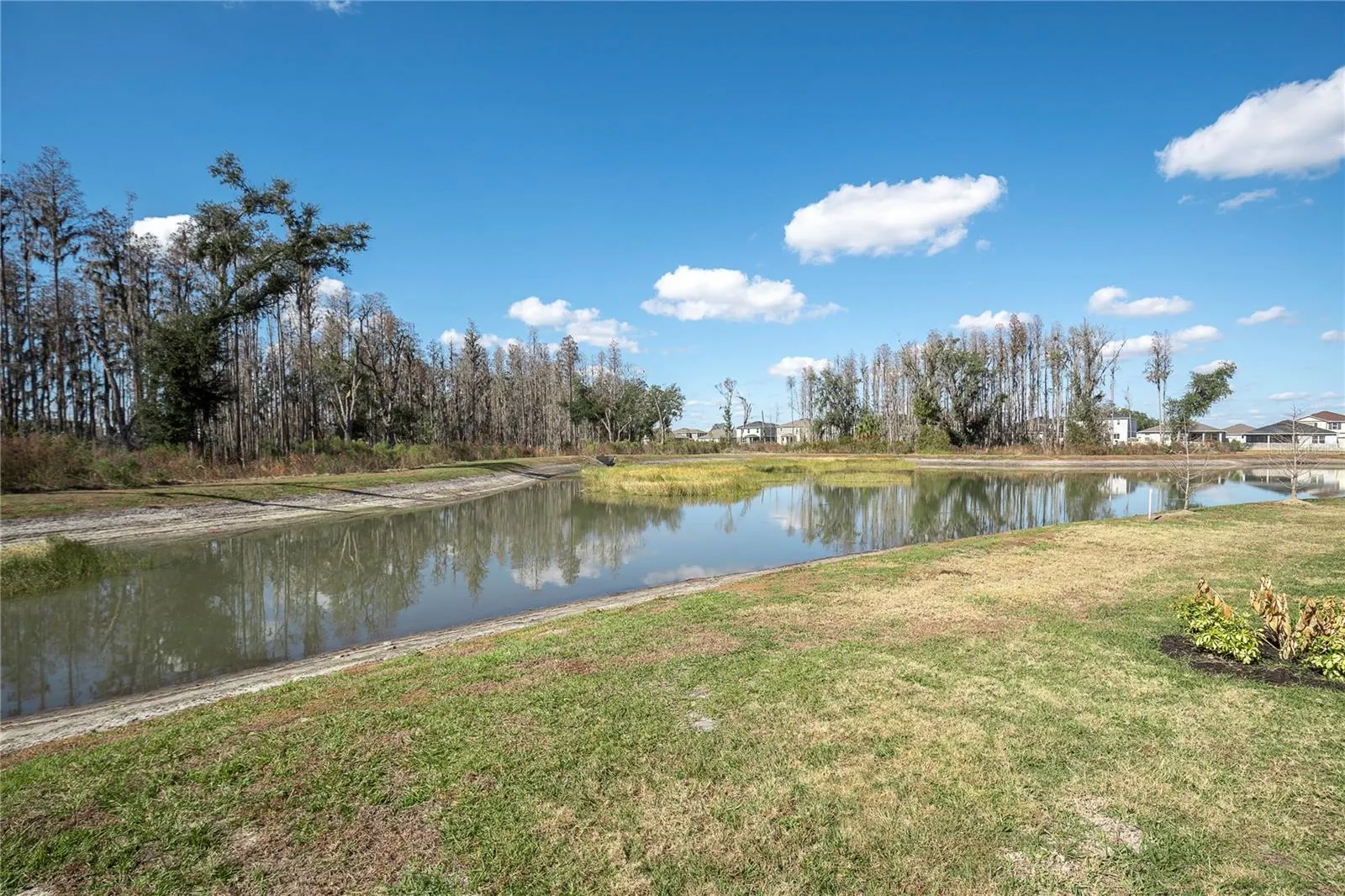 37557 MACKENZIE DR
