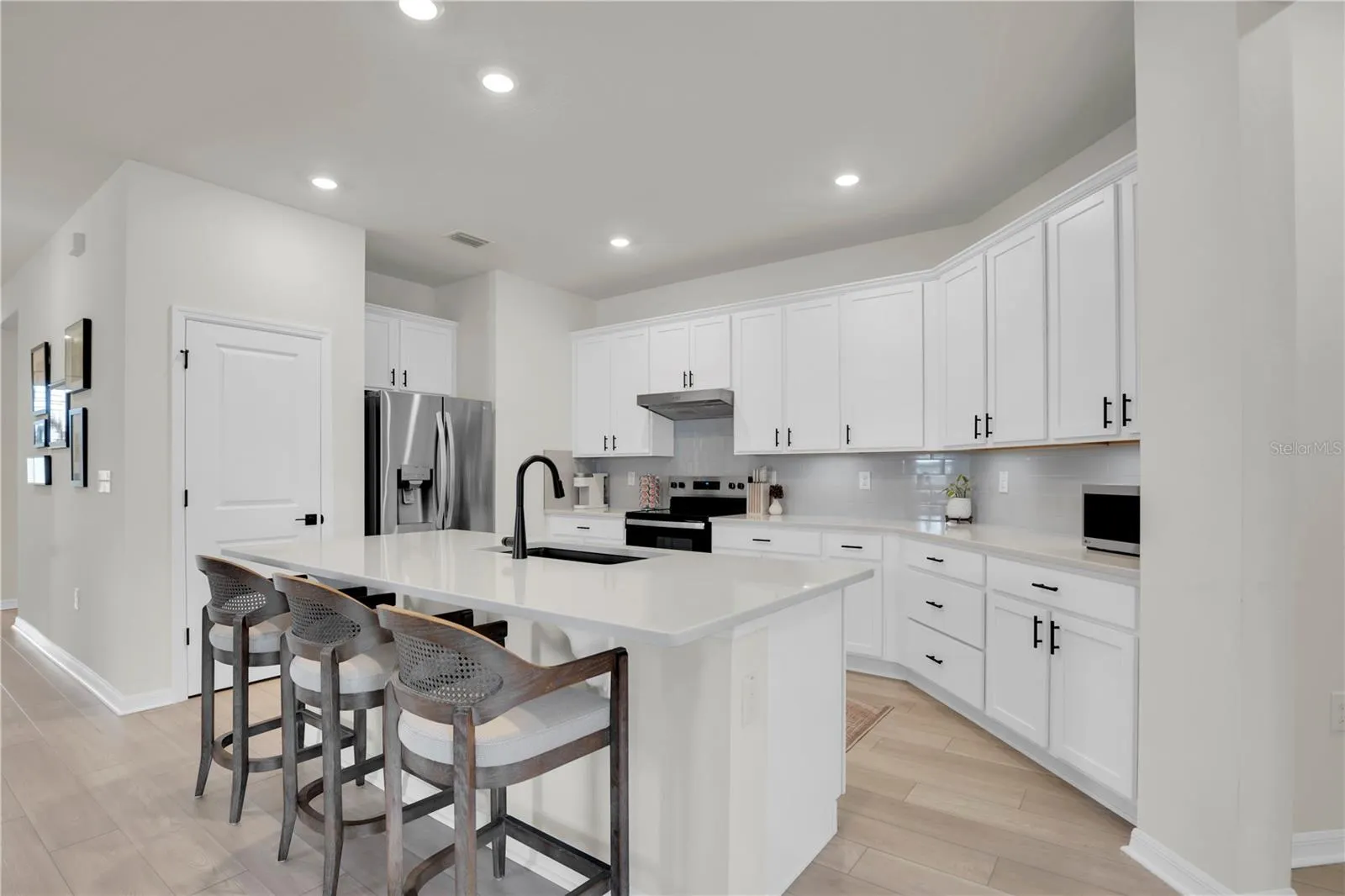 37557 MACKENZIE DR