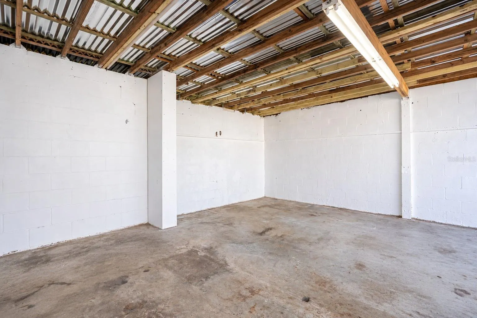 1209 E 18TH AVE