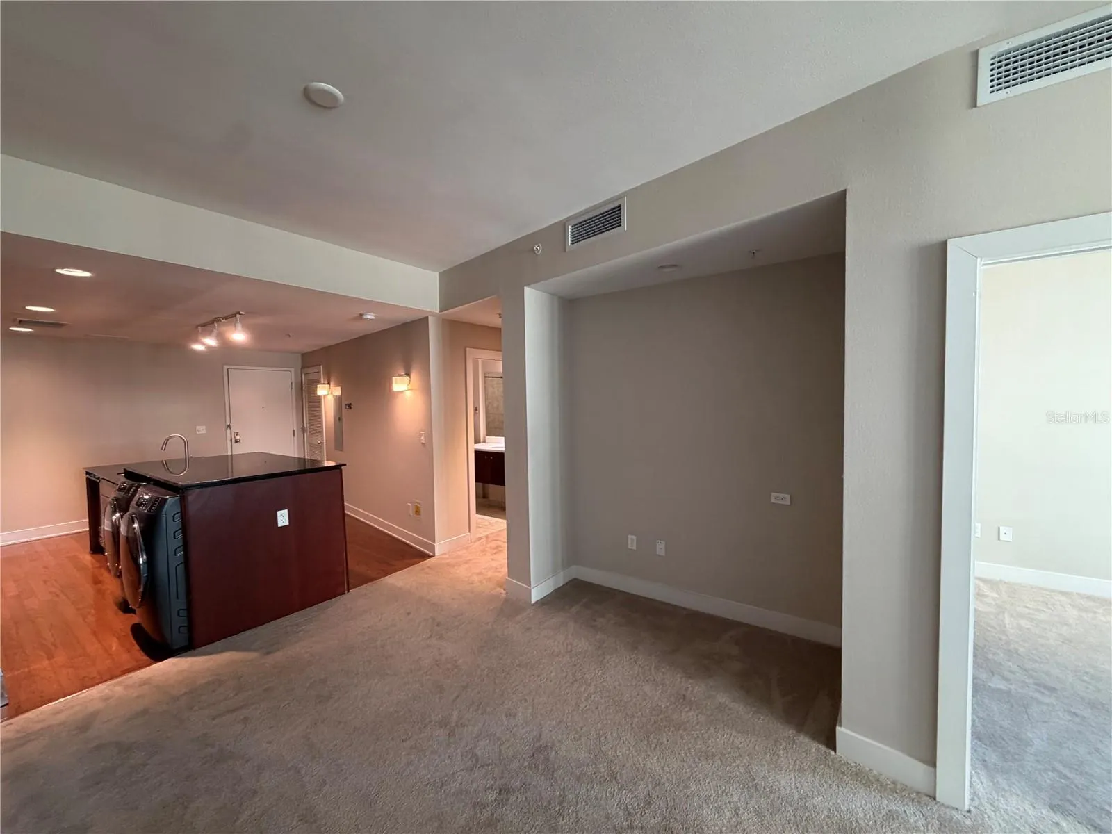 1120 E KENNEDY BLVD #1022 #1022