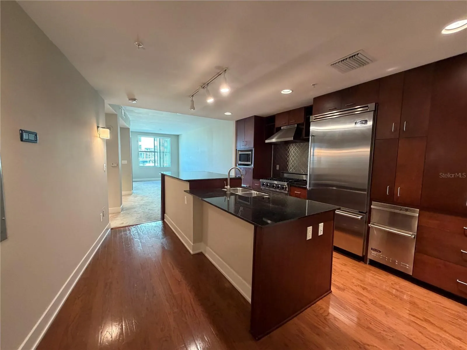 1120 E KENNEDY BLVD #1022 #1022