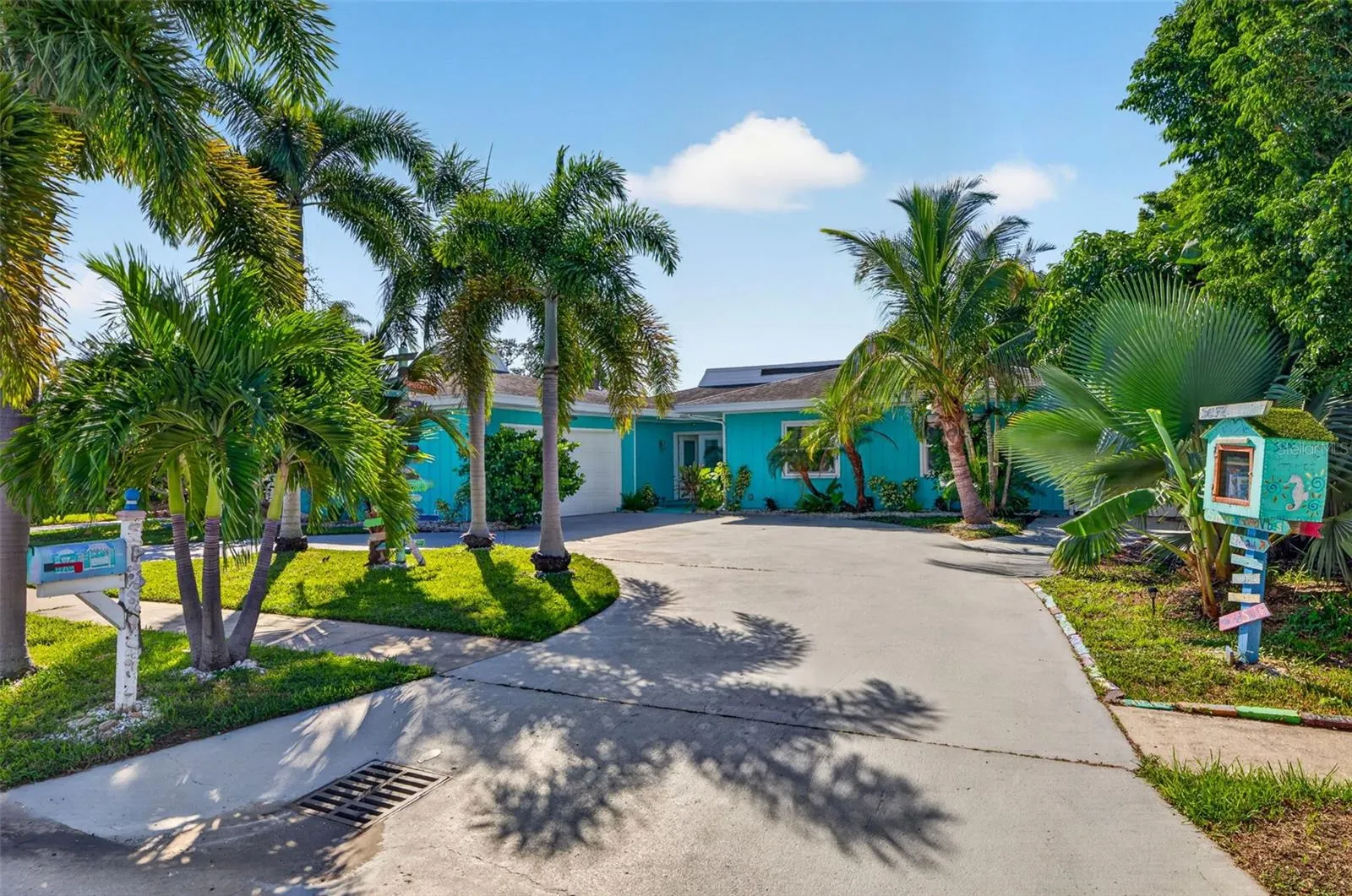 4643 BAY CREST DR